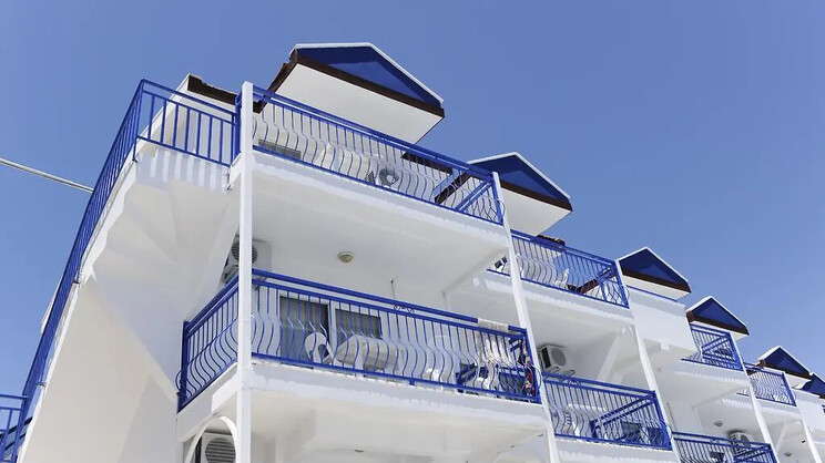 Joker Side Hill Hotel